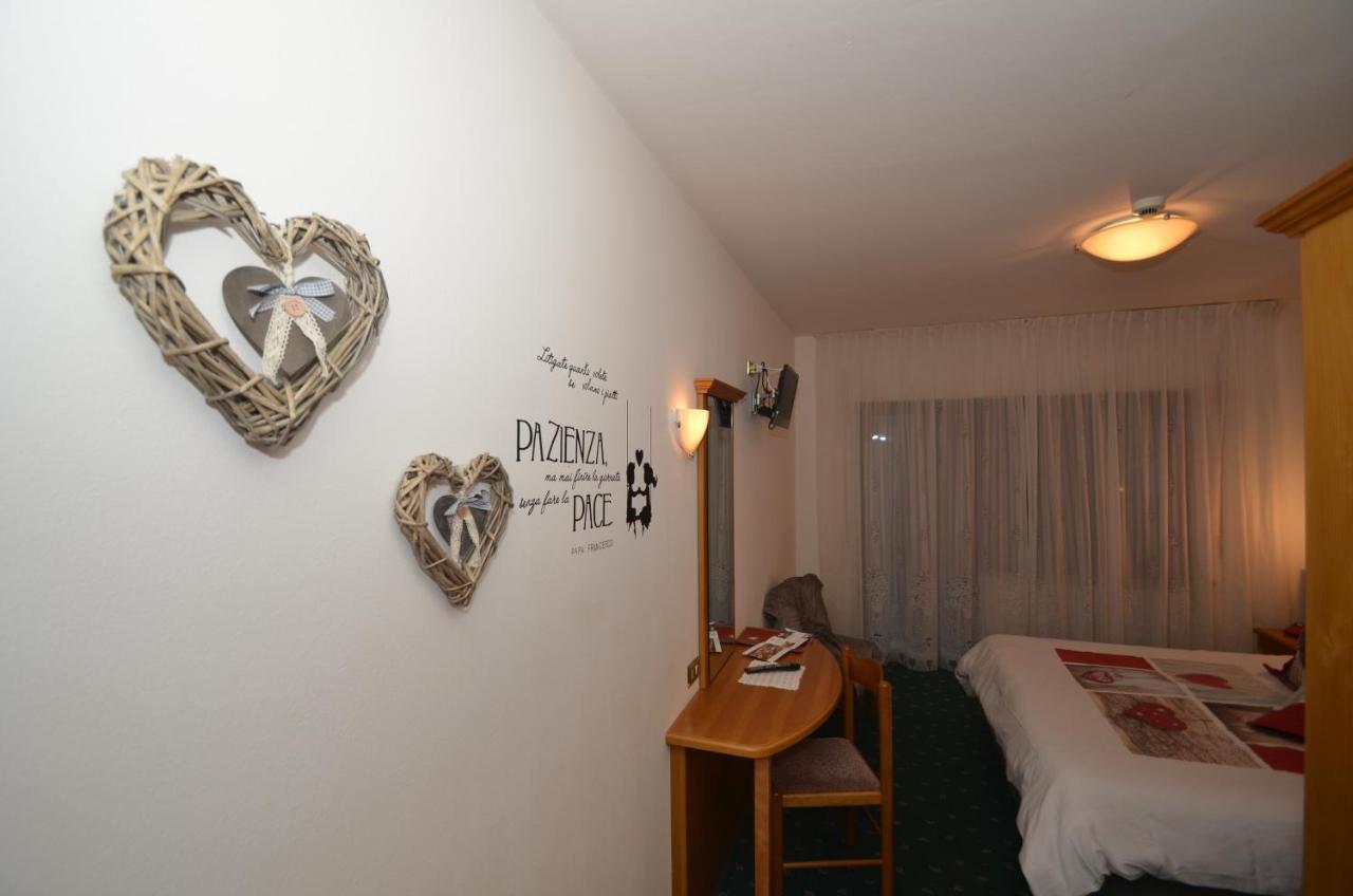 רוקה פייטורה Hotel Albe מראה חיצוני תמונה